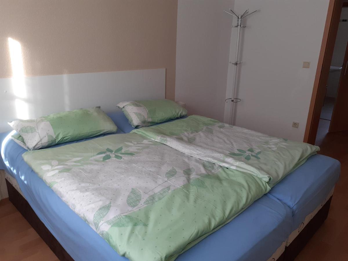 Ferienwohnung - August-Bebel-Str. 19 Oelsnitz  Buitenkant foto