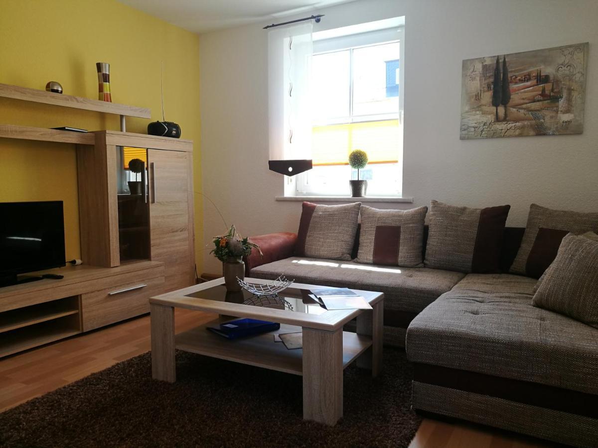 Ferienwohnung - August-Bebel-Str. 19 Oelsnitz  Buitenkant foto
