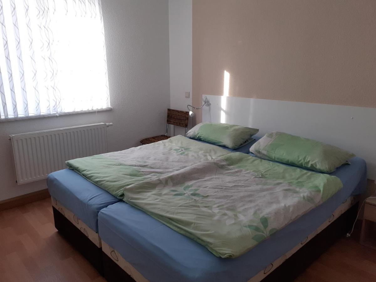 Ferienwohnung - August-Bebel-Str. 19 Oelsnitz  Buitenkant foto