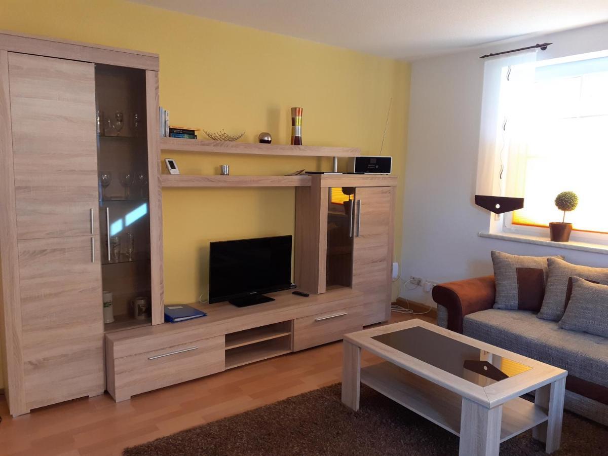 Ferienwohnung - August-Bebel-Str. 19 Oelsnitz  Buitenkant foto