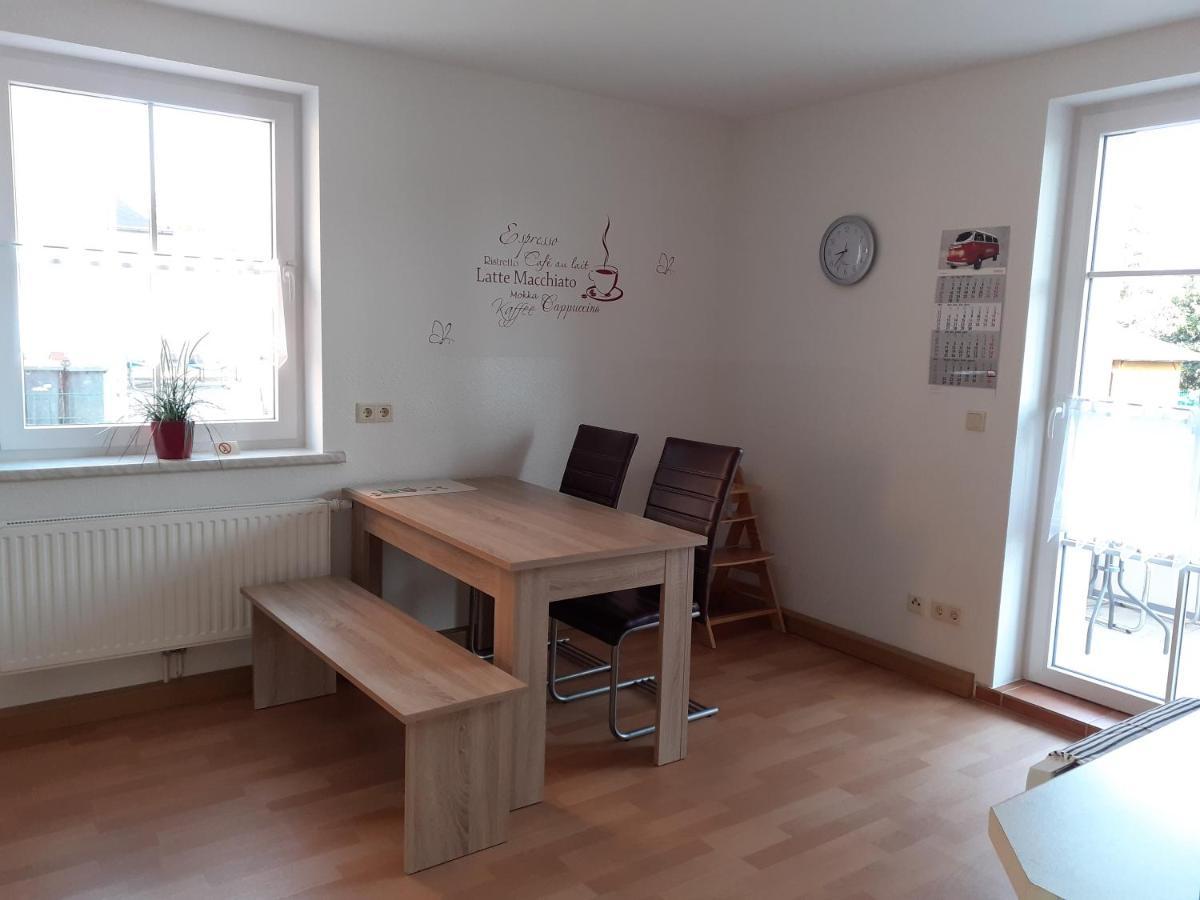 Ferienwohnung - August-Bebel-Str. 19 Oelsnitz  Buitenkant foto